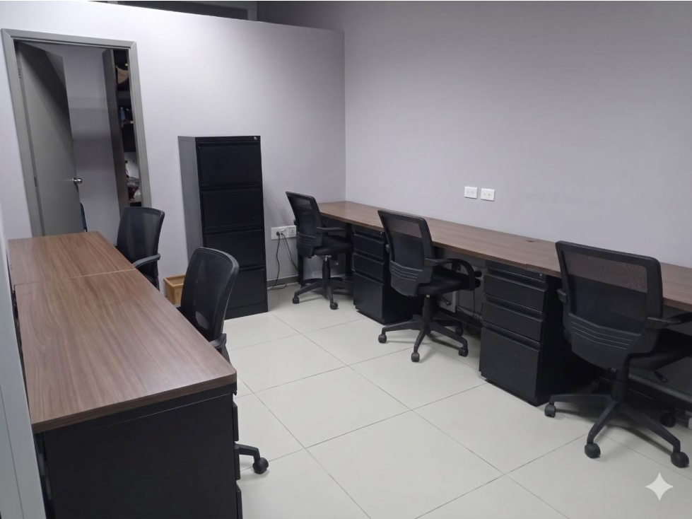 ARRIENDO OFICINA AMOBLADA EDIFICIO GREEN TOWERS - VILLA COUNTRY — foto 3