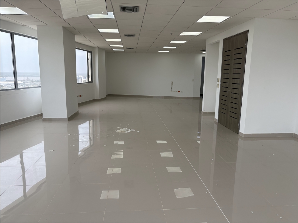 ARRIENDO OFICINA EDIFICIO AMERICAS 3 - VILLA COUNTRY — foto 5