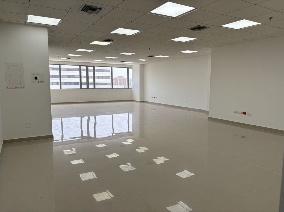 VENTA OFICINA EDIFICIO AMERICAS 3 - VILLA COUNTRY