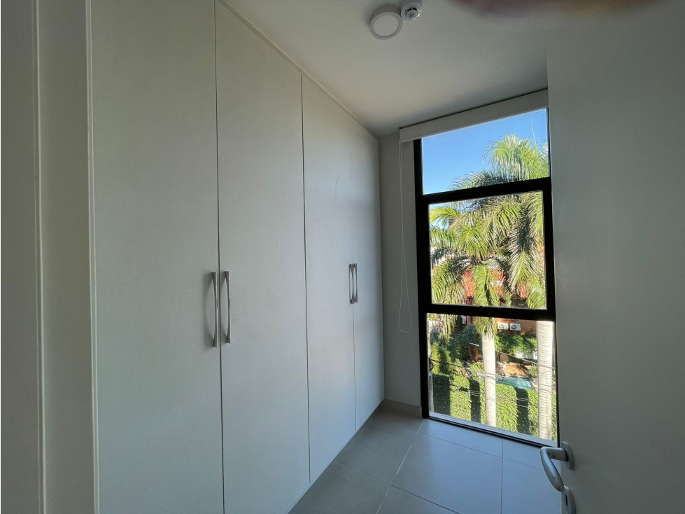 Departamento en Mburucuya 1 Dormitorio, vestidor, 2 cocheras - 6
