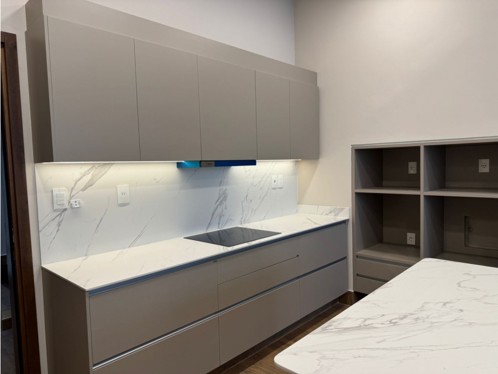 Residencia 4 Dormitorios en Suite - Mburucuya a Estrenar — foto 5