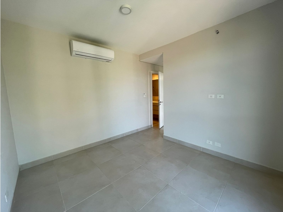 Departamento en Mburucuya 1 Dormitorio, vestidor, 2 cocheras - 3