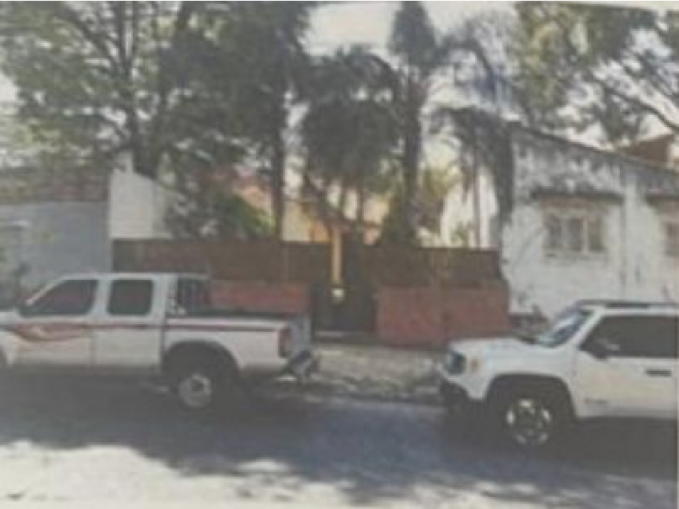 Terreno o Casa a Remodelar Sobre Avenida Bruno Guggiari — foto 2