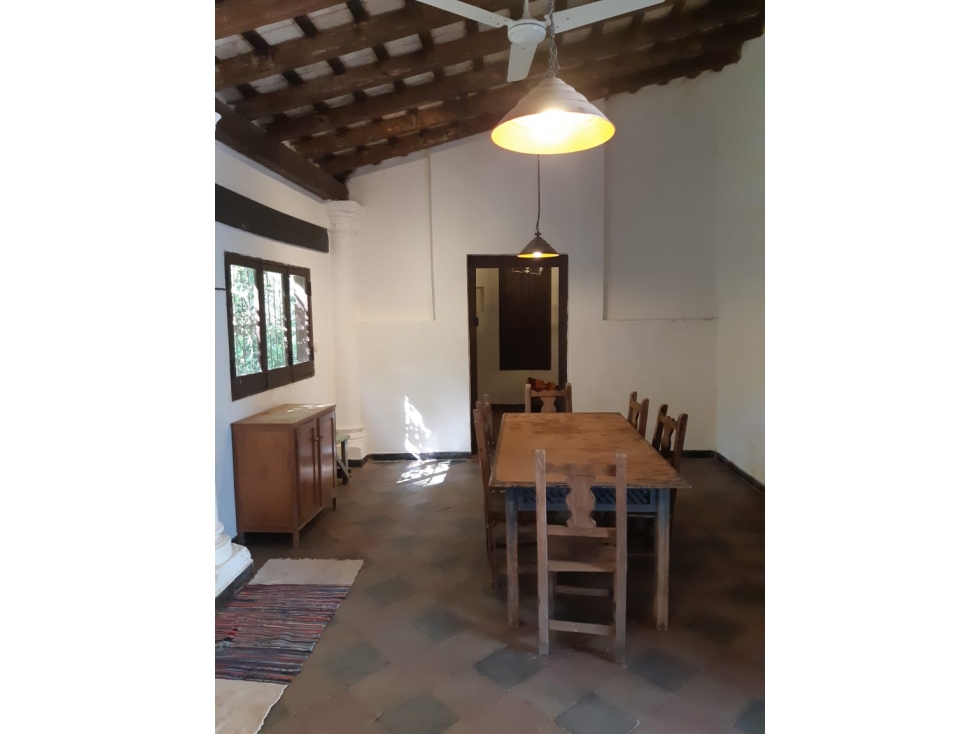 Casa Colonial En Aregua 6 Habitaciones - 2