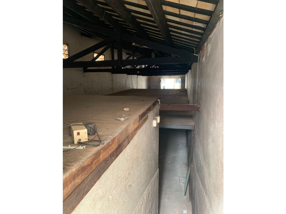 Depósito en ALQUILER en el Centro 162 m2 + Altillo - 4