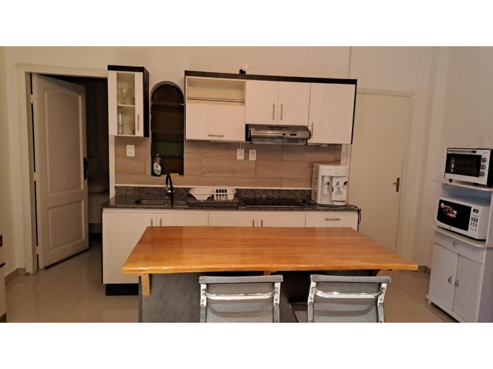 Departamento independiente en casa de familia tipo Airbnb - 1