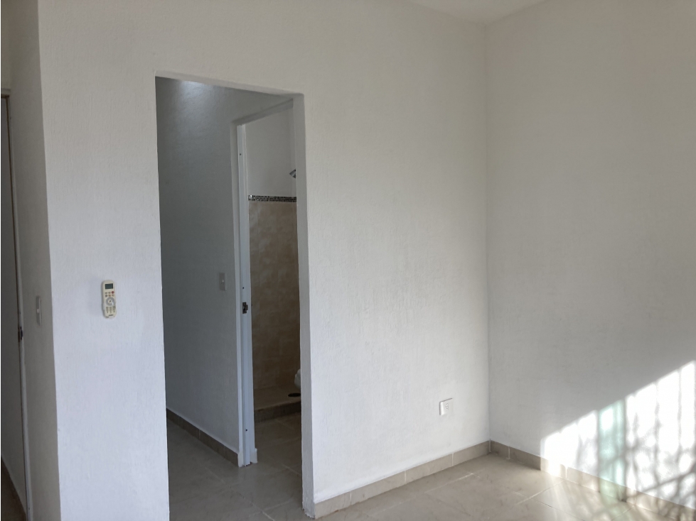 Hermosa casa 3 recamaras, 3 baños completos en privada con amenidades - 4