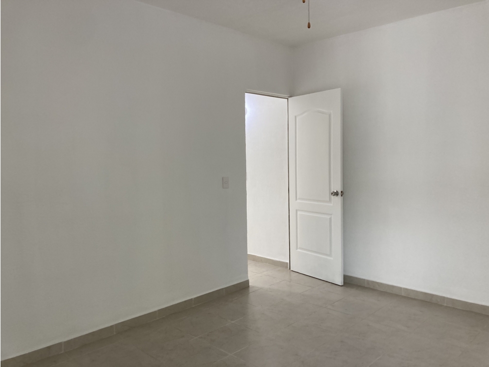 Hermosa casa 3 recamaras, 3 baños completos en privada con amenidades - 5