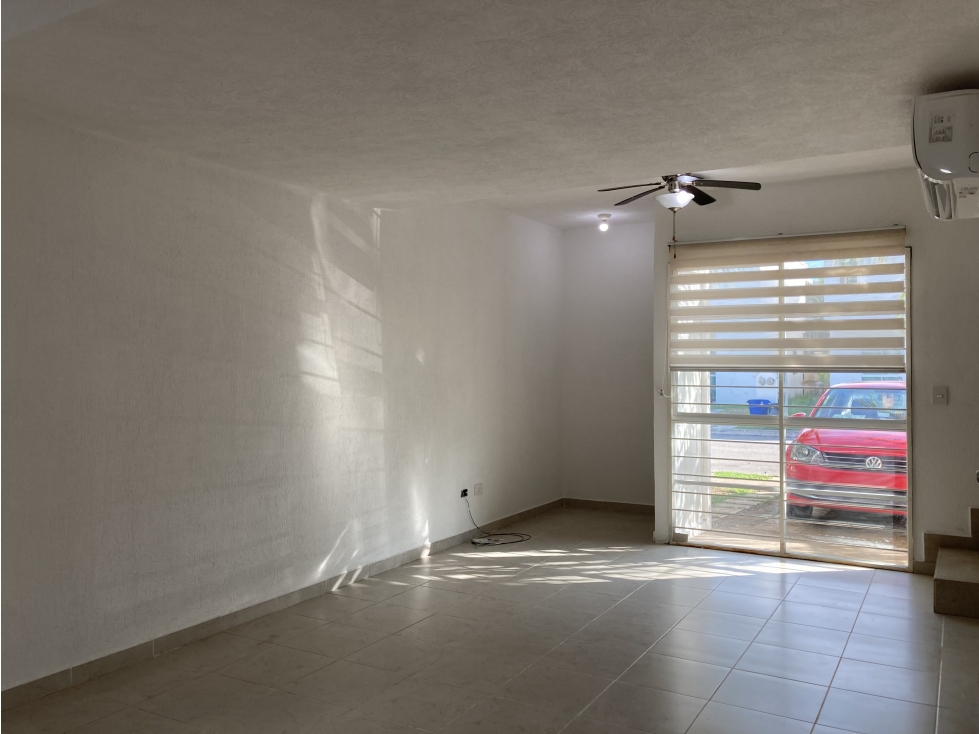 Hermosa casa 3 recamaras, 3 baños completos en privada con amenidades - 6