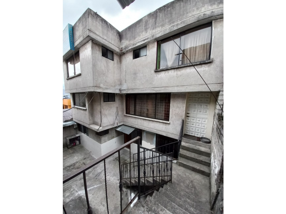 INMOPI VENDE CASA RENTERA + 2 LOCALES, PIO XII IPS 0138 - 5