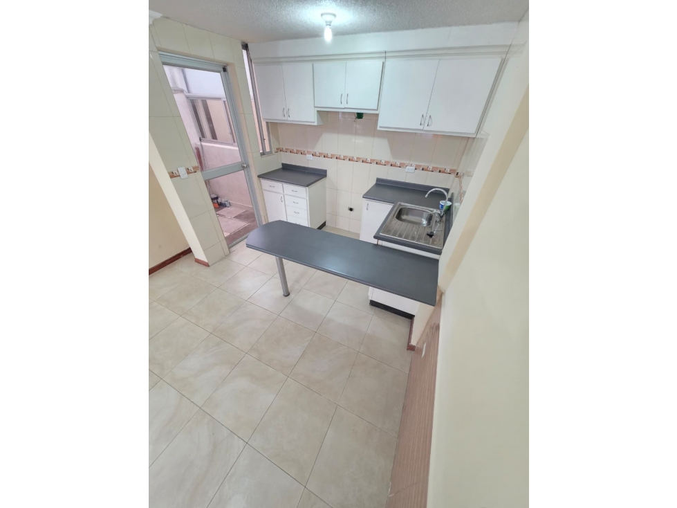 INMOPI VENDE CASA EN CONJUNTO CONOCOTO - PUENTE 2 IPV-0058 — foto 5