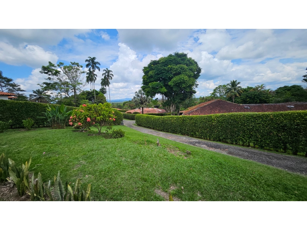 Casa Campestre Arriendo Condominio Sector Club Campestre Vía al Caimo - 4