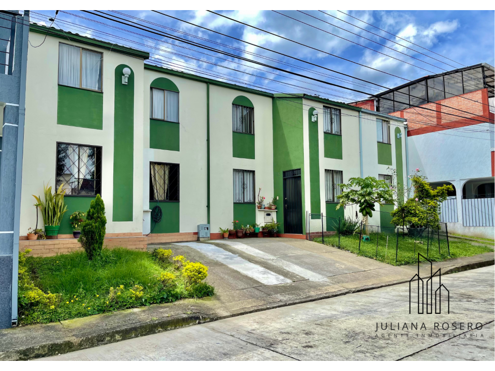 VENDO CASA AMPLIADA CON TERRAZA EN VILLA DEL VIENTO