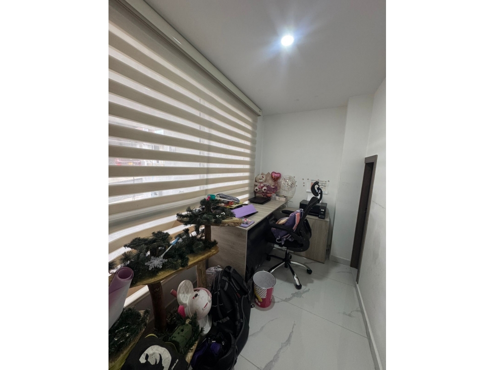 VENDO CASA REMODELADA EN CONJUNTO CERRADO EN SANTA CLARA — foto 2