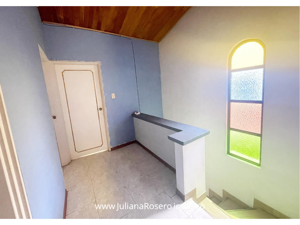 VENDO CASA ESQUINERA EN BOSQUES DE POMONA (3 PISOS) — foto 5