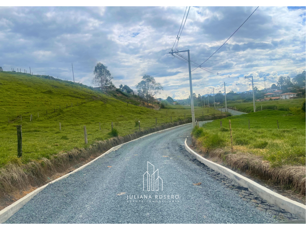 VENDO LOTE PARA CASA CAMPESTRE EN PARCELACION VARIANTE NORTE