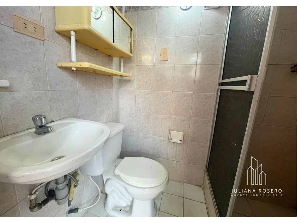 VENDO CASA EN PRADOS DEL NORTE (1 PISO) — foto 5