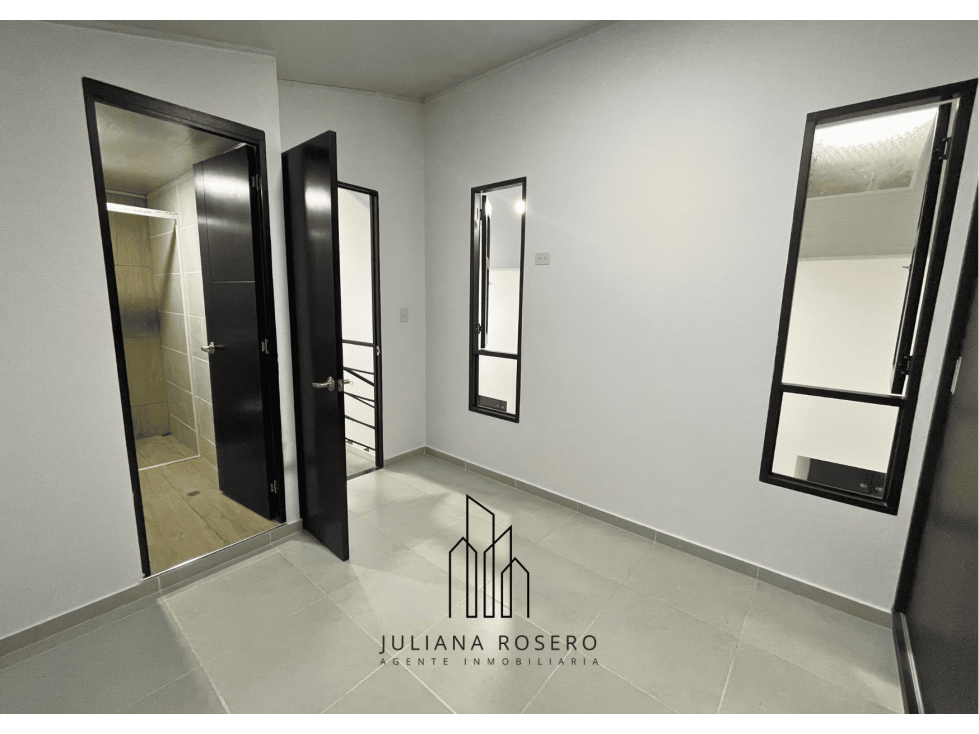 ARRIENDO CASA COMERCIAL REMODELADA EN CENTRO HISTORICO — foto 4