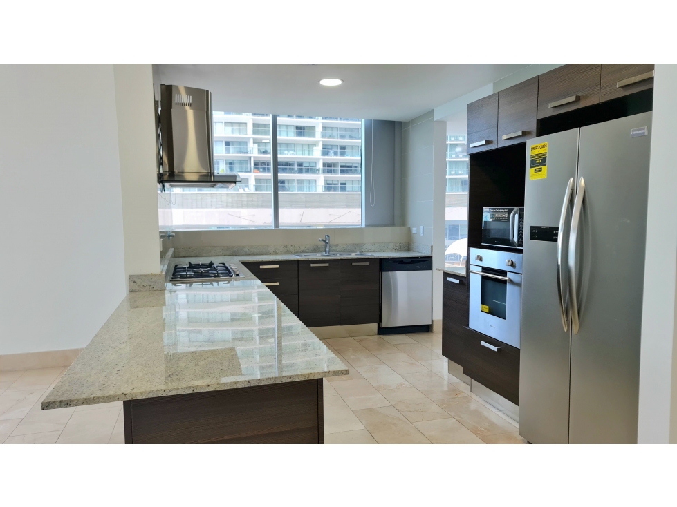 SE VENDE GRAND TOWER MODELO A - PUNTA PACIFICA — foto 3