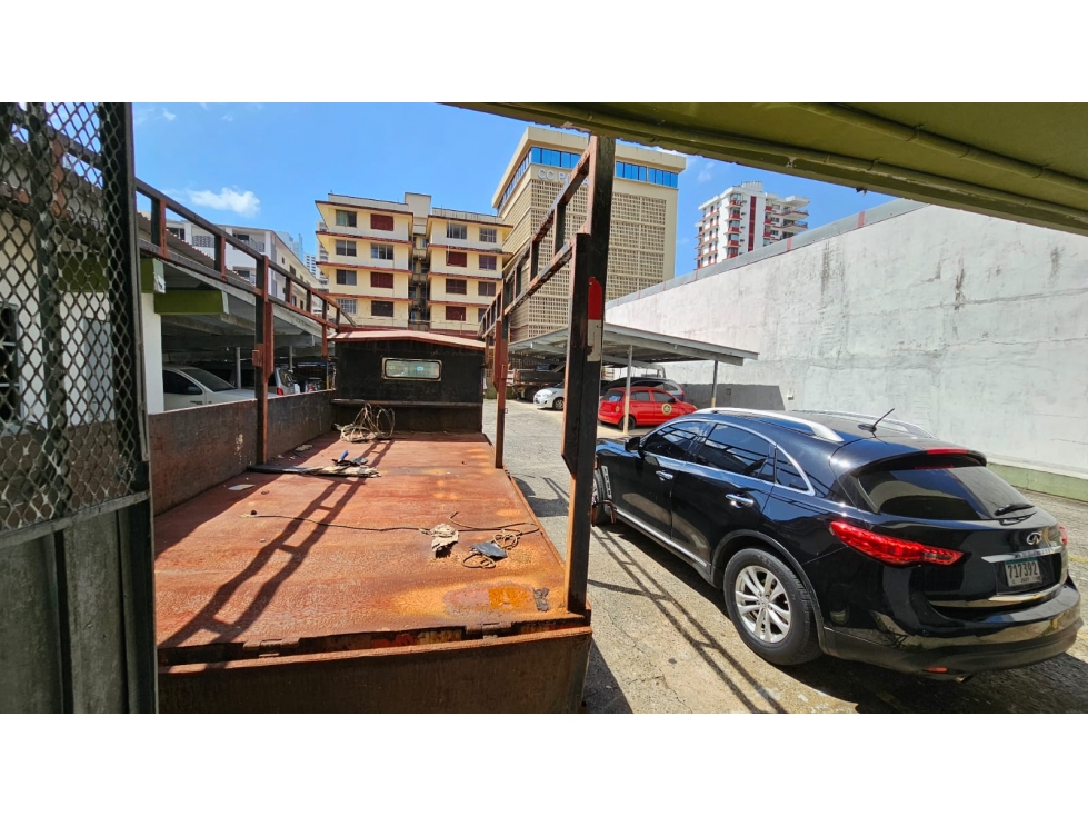 SE VENDE EDIFICIO COMPLETO PH YASA EN OBARRIO - 2