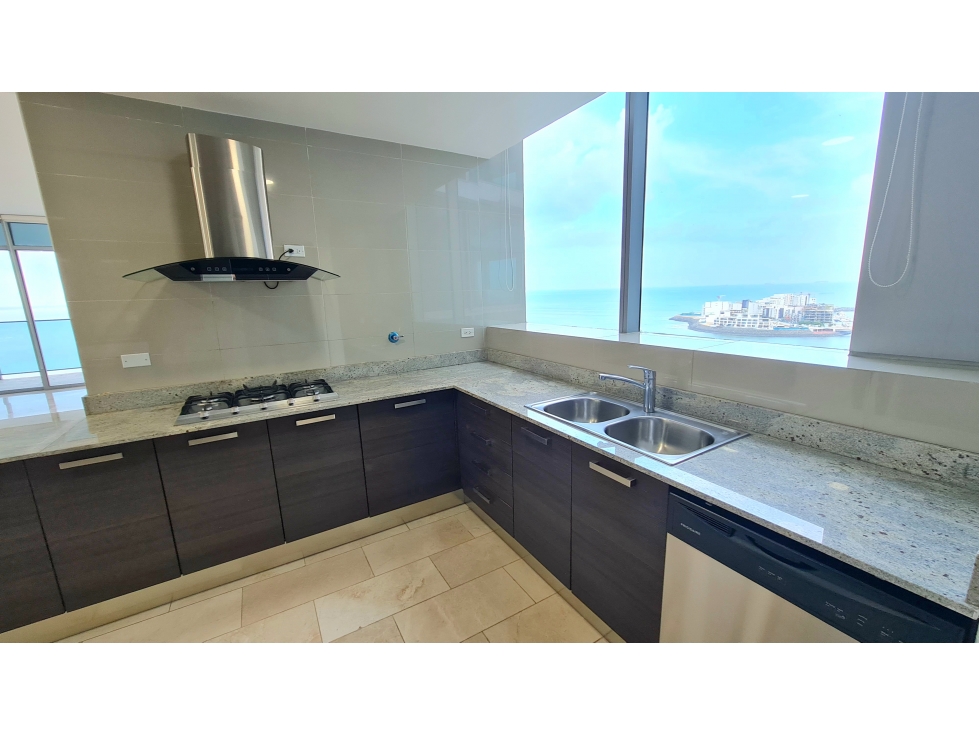 SE VENDE GRAND TOWER MODELO A - PUNTA PACIFICA — foto 4