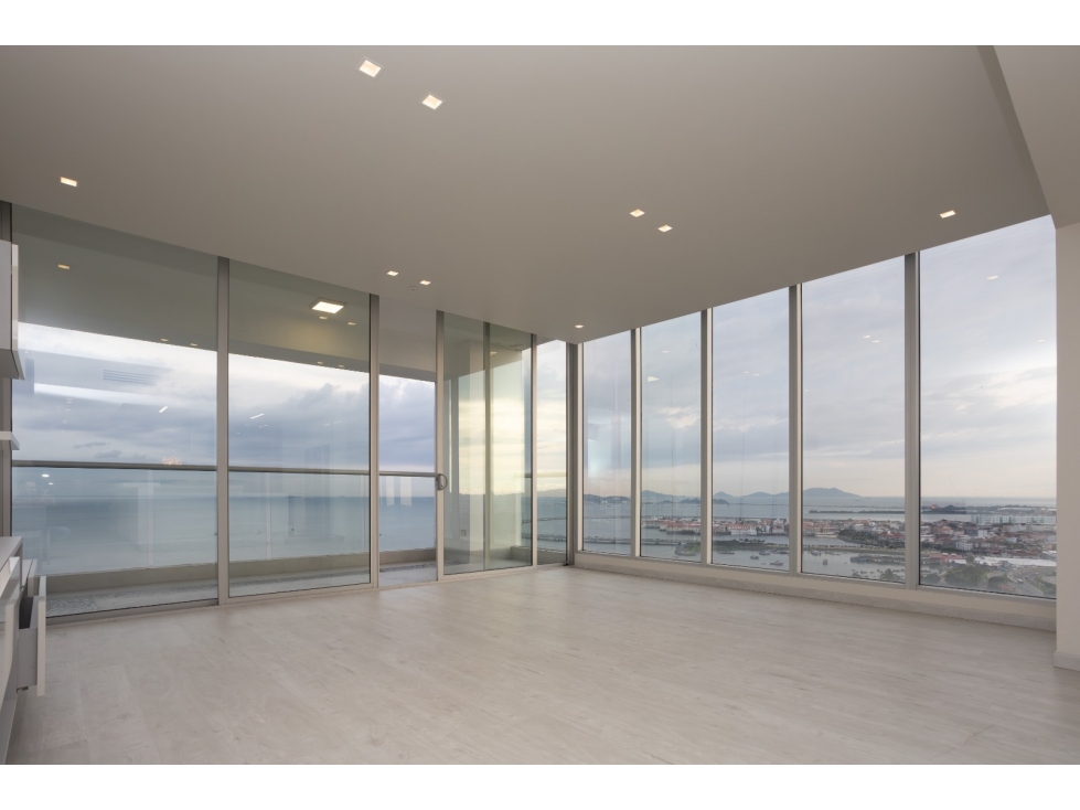 SE VENDE ESPECTACULAR PH RIVAGE - AVENIDA BALBOA