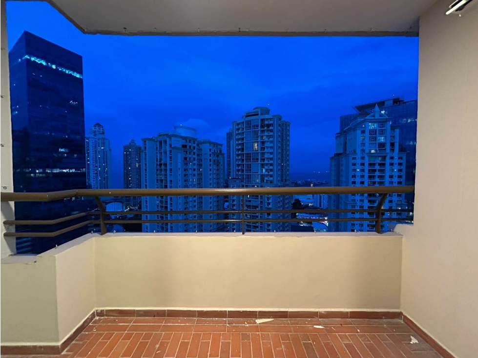 SE VENDE EN PH PACIFIC WIND - PUNTA PACIFICA - LINEA BLANCA
