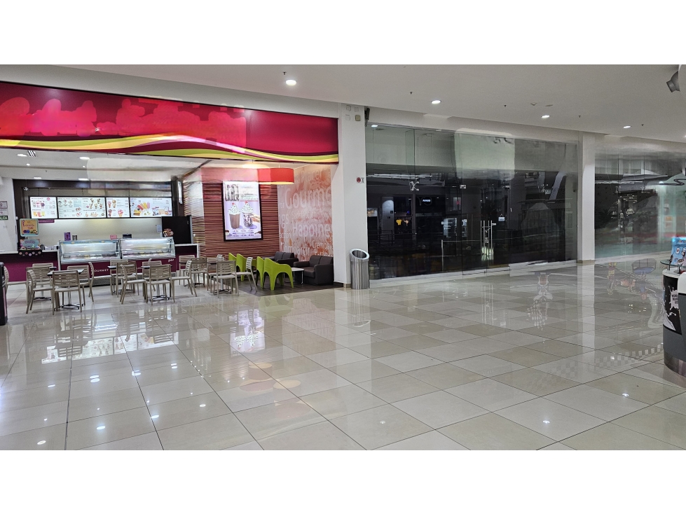 Gran Oportunidad! Local Comercial en Los Andes Mall Alto Tráfico — foto 3