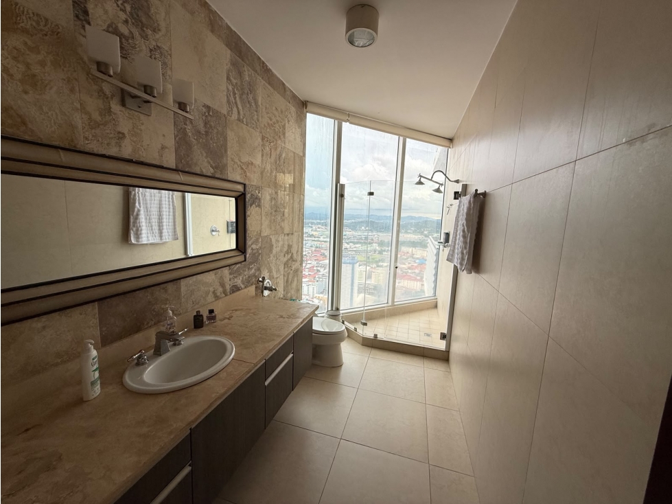SE ALQUILA APARTAMENTO EN PH RIVAGE AV BALBOA — foto 4