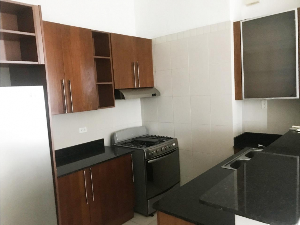 SE ALQUILA ACOGEDOR APTO EN PH ALTOS DE AMADOR - AMADOR (CAUSEWAY) — foto 5