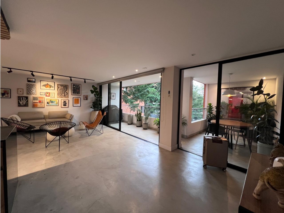 Vendo Apartamento en Loma Los Gonzáles, Milla de Oro, 200m2 Remodelado — foto 3