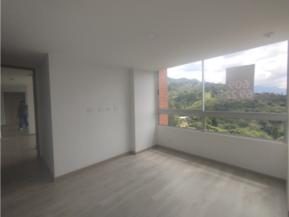 Apartamento en venta en Envigado con hermosa vista — foto 3