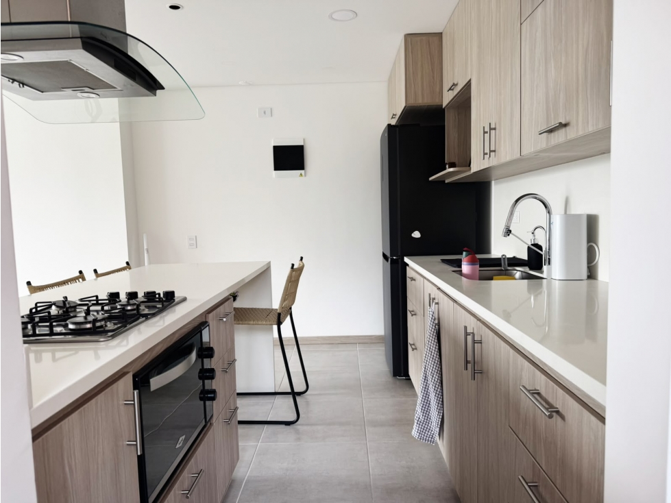 Moderno apartamento en venta en Envigado, sector Camino Verde — foto 4