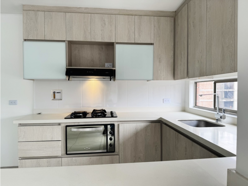 Apartamento en venta en Envigado, cerca al centro comercial — foto 5