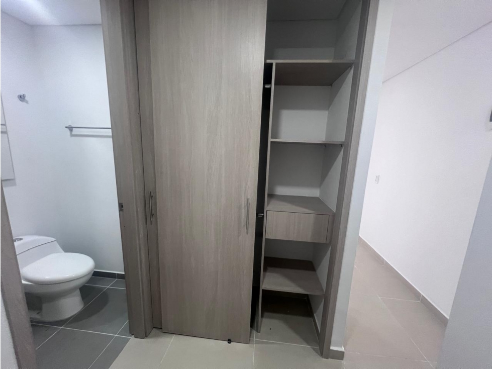 APARTAESTUDIO EN VENTA EN SABANETA, LA DOCTORA, — foto 2