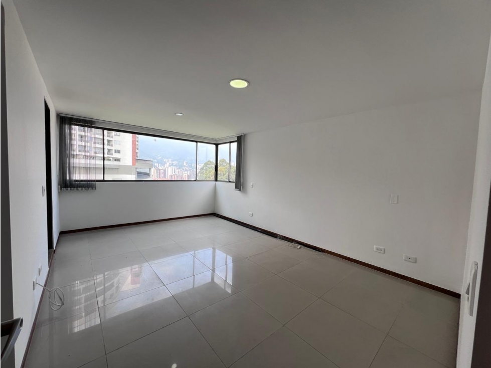 APARTAMENTO EN VENTA EN SABANETA, AVES MARIA, — foto 2