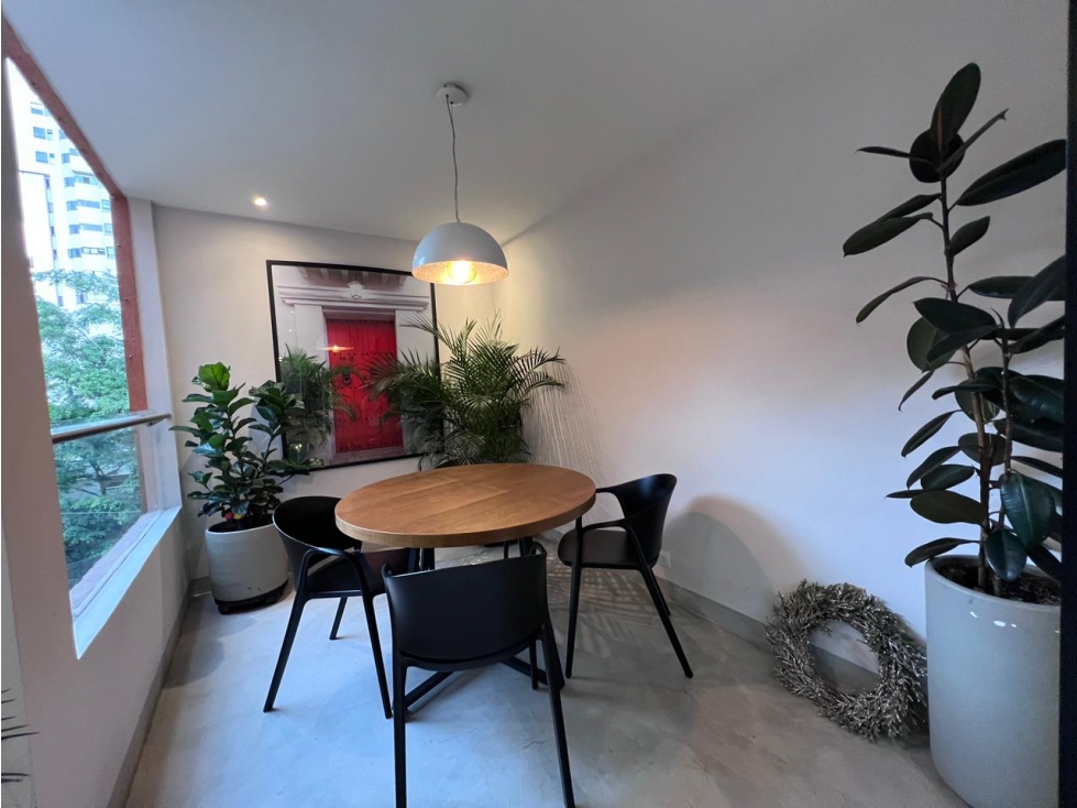 Vendo Apartamento en Loma Los Gonzáles, Milla de Oro, 200m2 Remodelado — foto 4