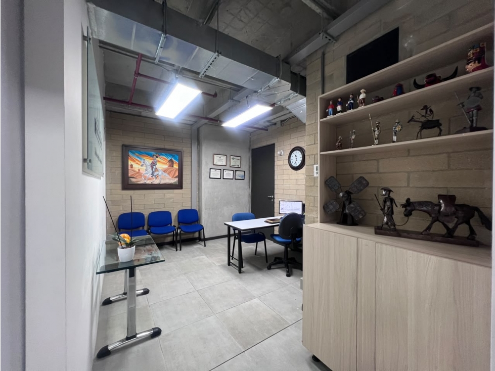 OFICINA EN VENTA AGUACATALA