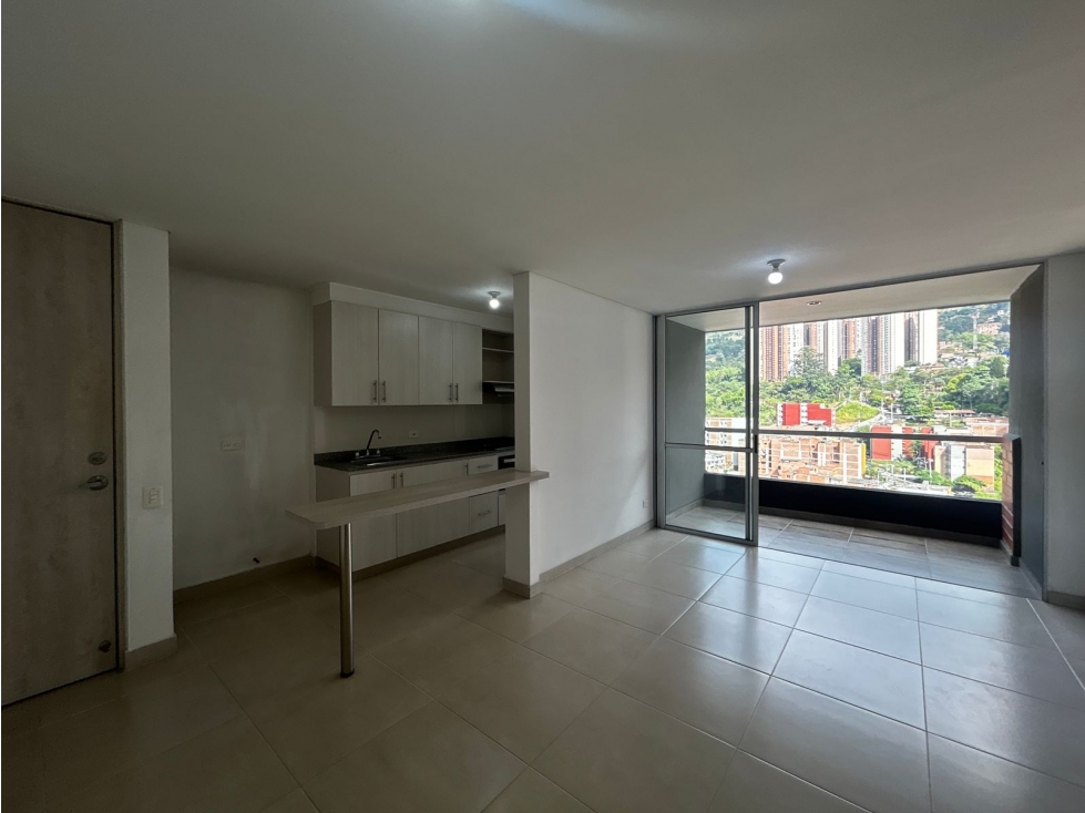 Apartamento en venta en Sabaneta, sector Asdesillas — foto 2