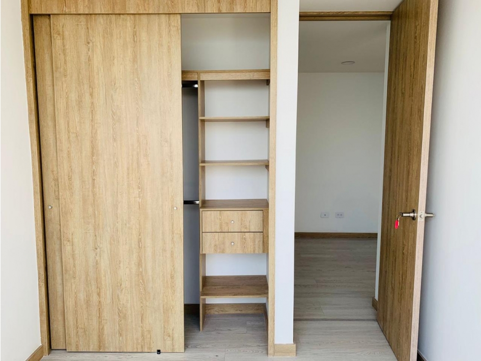 Apartamento en venta en Itagui, sector Suramerica — foto 5