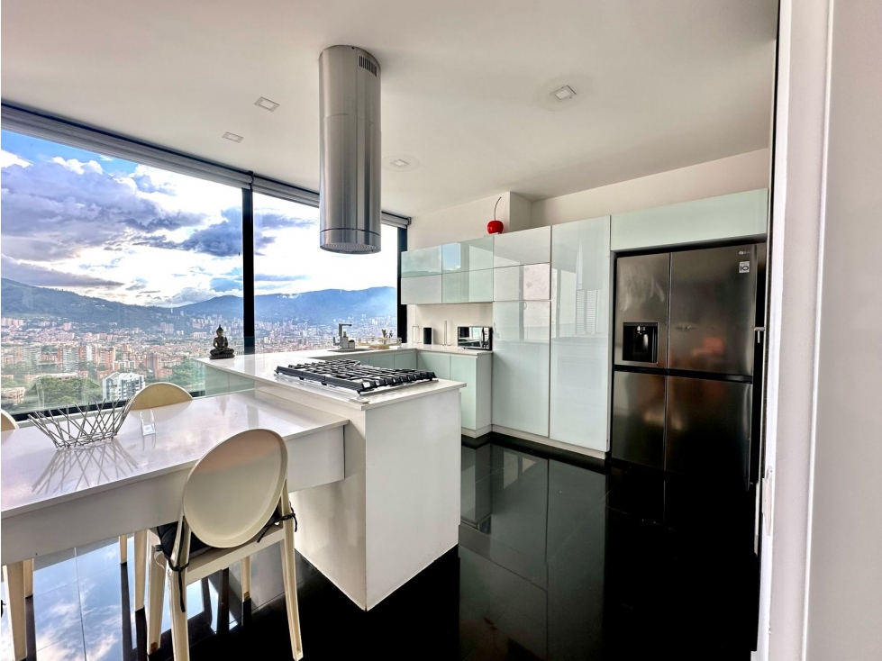 EXCLSUIVO PENTHOUSE EN VENTA SECTOR SAN LUCAS.