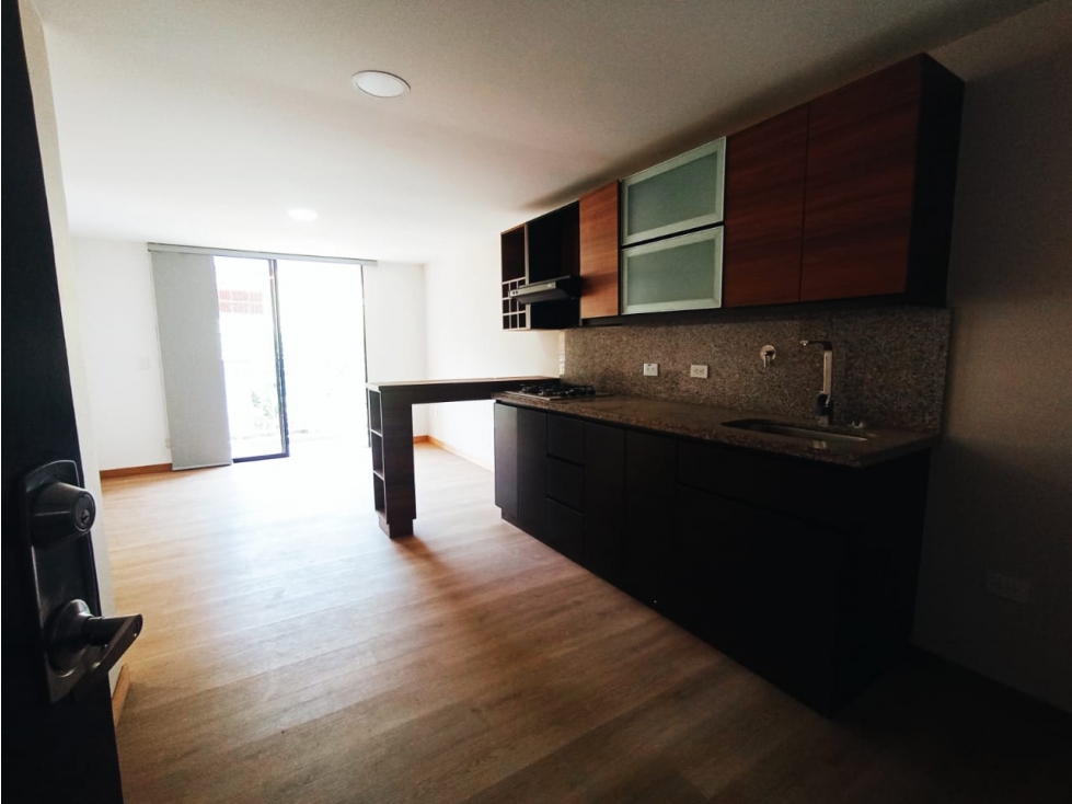 APARTAMENTO EN VENTA EN EL RETIRO — foto 5