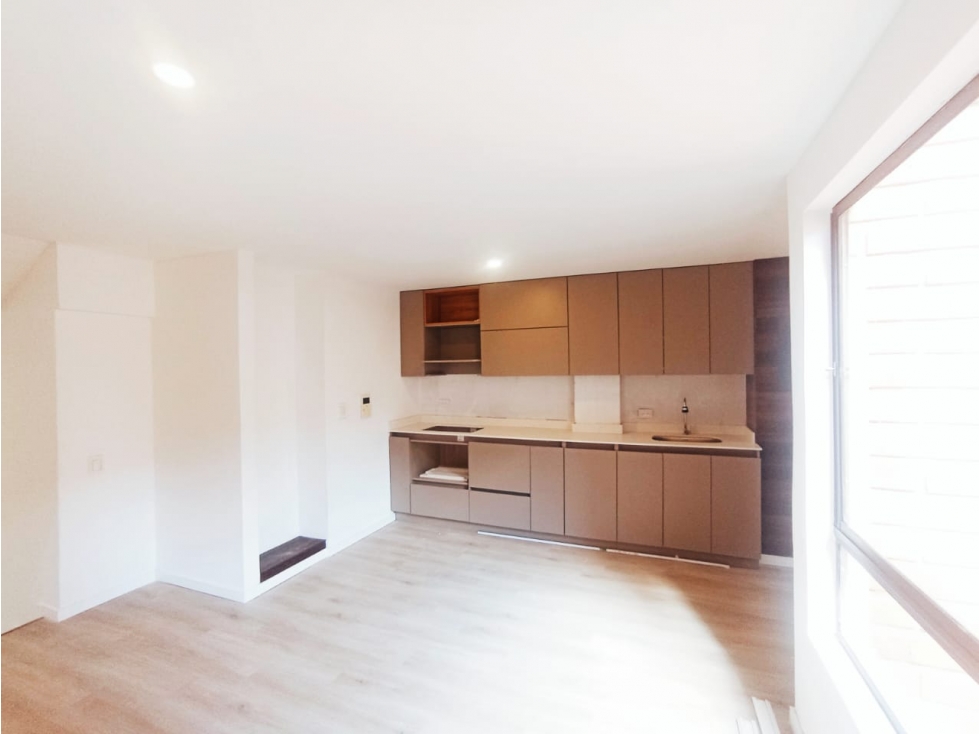 VENTA DE APARTAMENTO EN LAURELES — foto 3