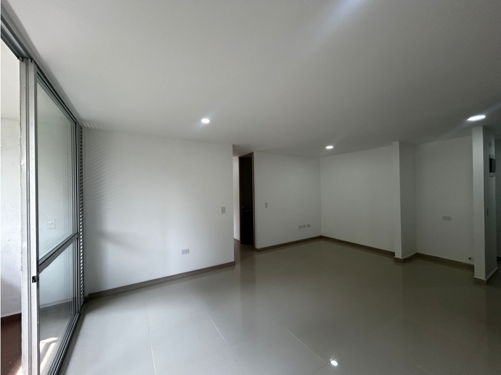 Apartamento en venta en Sabaneta, cerca al Centro comercial Aves Maria — foto 3