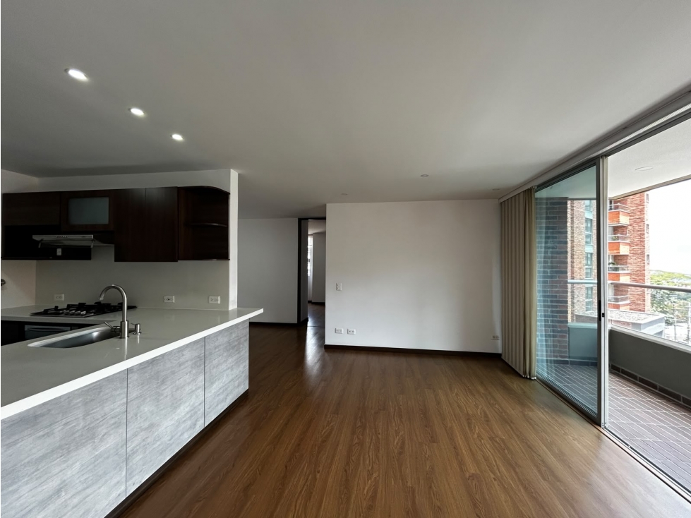 Apartamento en venta en Envigado, sector Loma del Esmeraldal