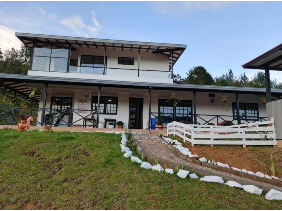 CASA CAMPESTRE EN GUARNE EN VENTA — foto 3