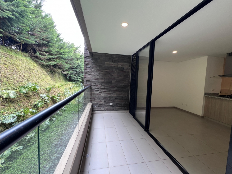 APARTAMENTO EN VENTA EN EL RETIRO — foto 2