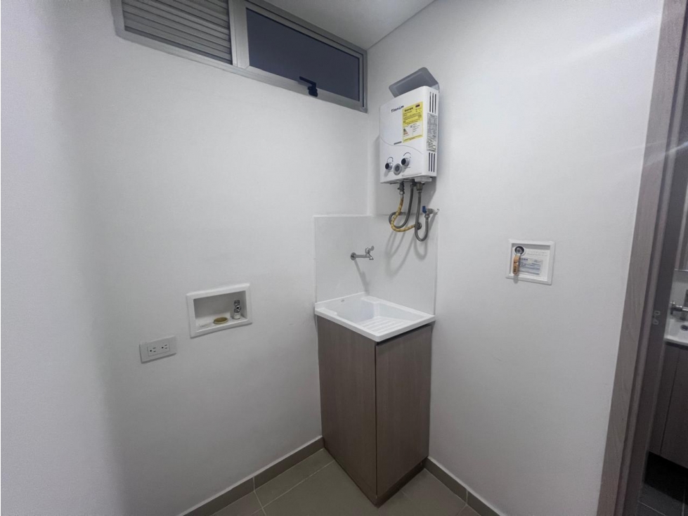 APARTAESTUDIO EN VENTA EN SABANETA, LA DOCTORA, — foto 3