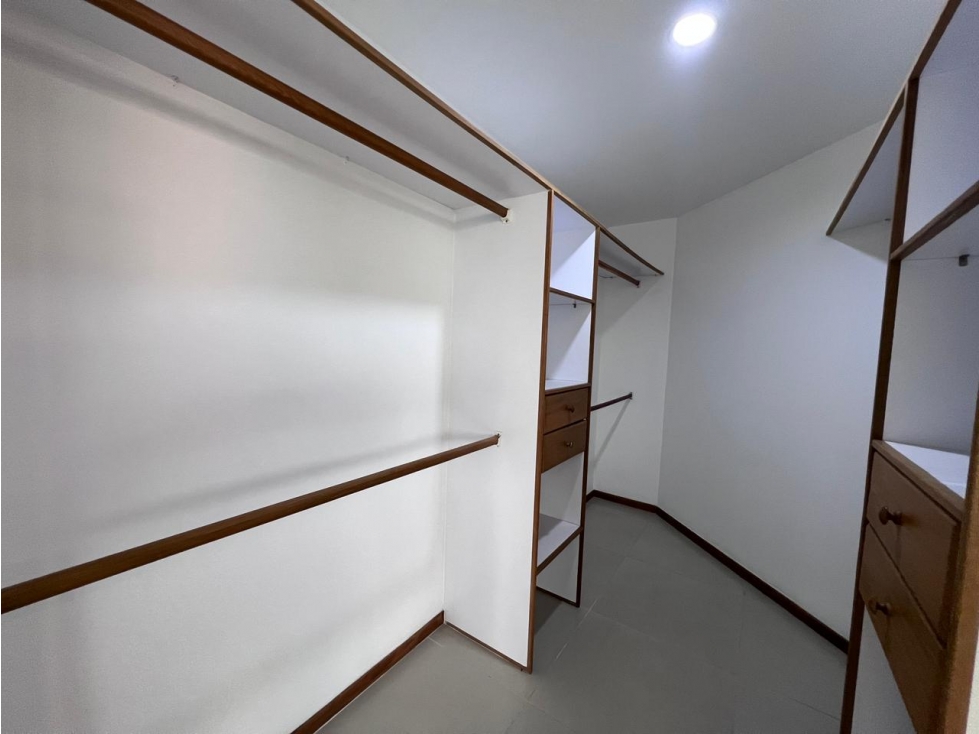 APARTAMENTO EN VENTA EN SABANETA, AVES MARIA, — foto 3