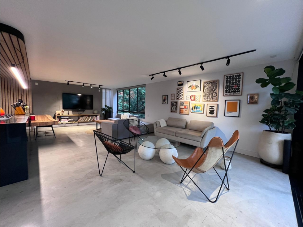 Vendo Apartamento en Loma Los Gonzáles, Milla de Oro, 200m2 Remodelado — foto 2